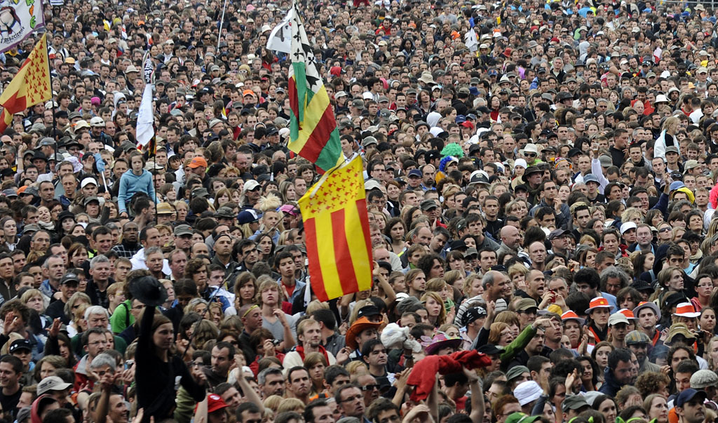 07/18/2009. 18th Les Vieilles Charrues Music Festival. Ambiance.Atmosphere.