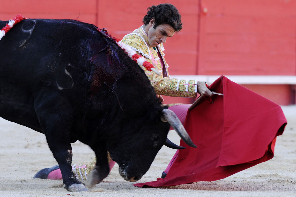 05/29/2005. Bullfighting in  Nimes during the 'Feria de Pentecote' .Corrida de Toros